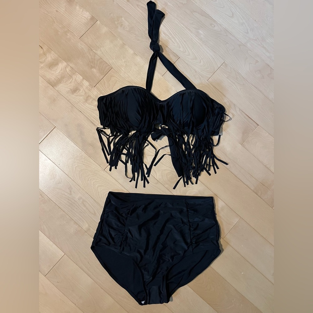 Flirty black fringed bikini, XXL (fits smaller)